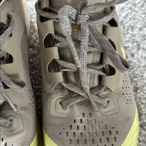 🐉Nike Terra Kiger Trail Running Shoes - Good Condition- Barely worn Treads good - Picture 5 of 6